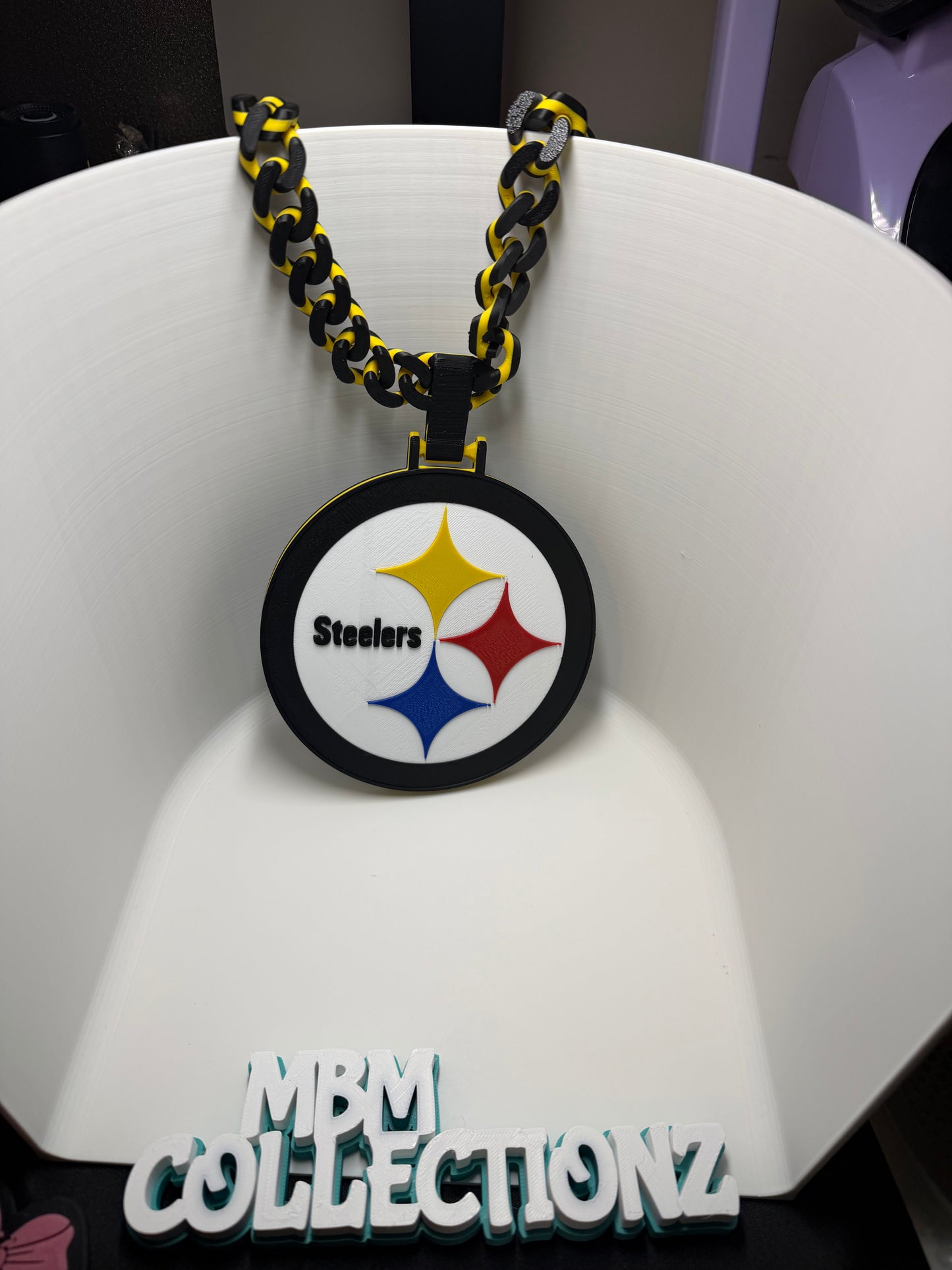 Custom 3D-Printed Team Hype Chain